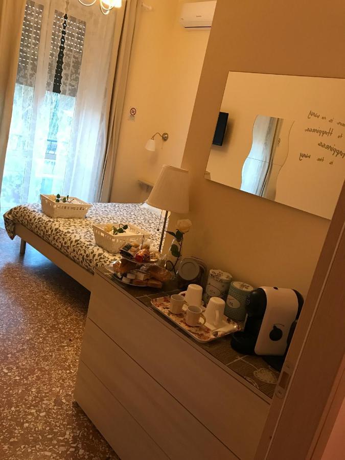 לינה וארוחת בוקר רומא Da Giulia מראה חיצוני תמונה